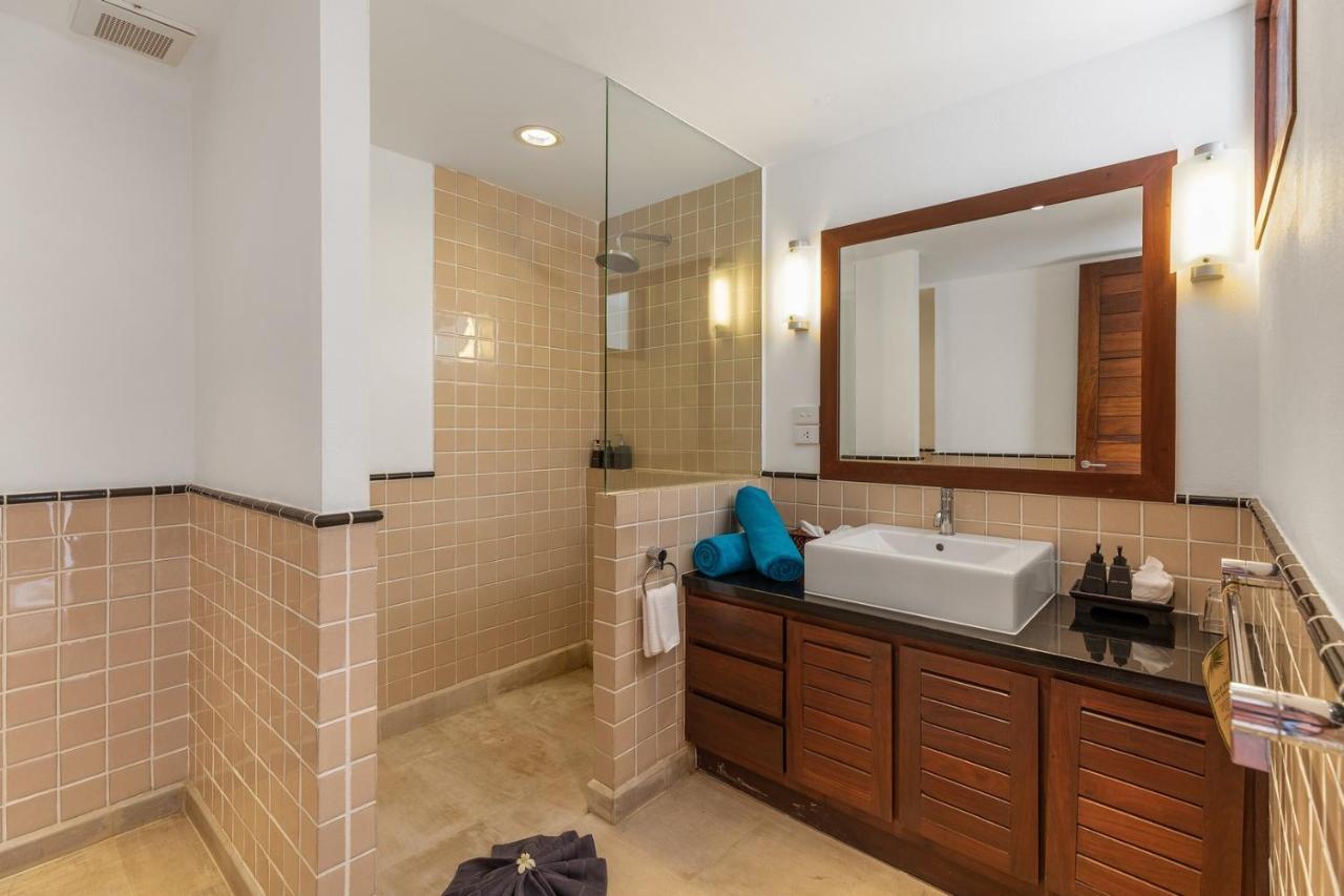 Aqua Vista 26 - Private Pool Near The